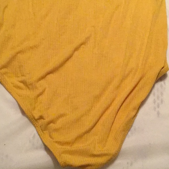 Top - Picture 4 of 4